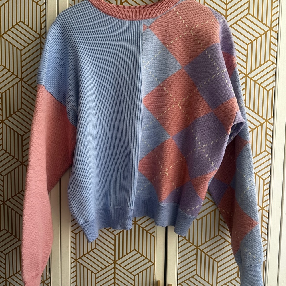 Daisy Blue and Pink Crew Neck Sweater with Geometric Pattern